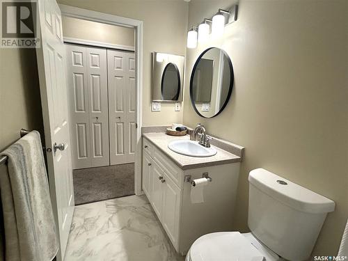 64 203 Herold Terrace, Saskatoon, SK - Indoor Photo Showing Bathroom