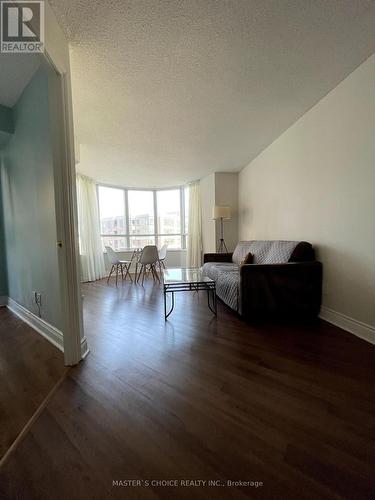 922 - 15 Northtown Way S, Toronto, ON - Indoor Photo Showing Other Room