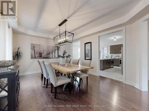 55 Ladder Crescent, East Gwillimbury, ON - Indoor Photo Showing Dining Room