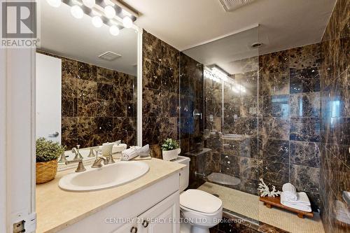 2308 - 2045 Lakeshore Boulevard W, Toronto (Mimico), ON - Indoor Photo Showing Bathroom