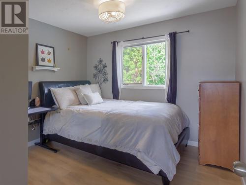 3272 Sundance Drive, West Kelowna, BC - Indoor Photo Showing Bedroom