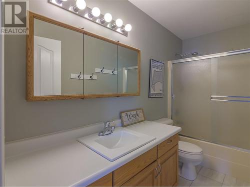 3272 Sundance Drive, West Kelowna, BC - Indoor Photo Showing Bathroom