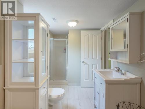 3272 Sundance Drive, West Kelowna, BC - Indoor Photo Showing Bathroom