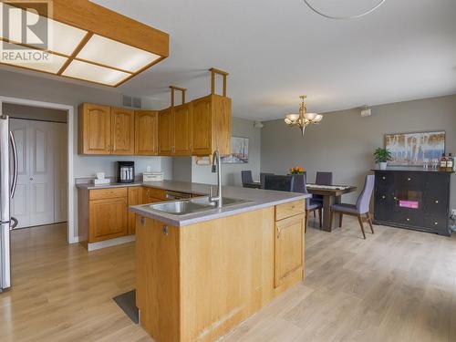 3272 Sundance Drive, West Kelowna, BC - Indoor Photo Showing Kitchen With Double Sink