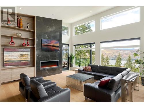 132 Sunset Boulevard, Vernon, BC - Indoor Photo Showing Living Room With Fireplace