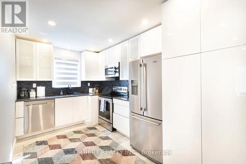 101 Reiner Road, Toronto (Clanton Park), ON - Indoor Photo Showing Kitchen