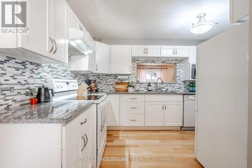 32 Winding Woods Crescent, London, ON - Indoor Photo Showing Kitchen