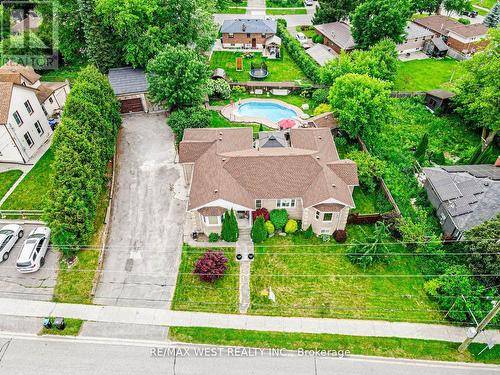 204 Simcoe Road, Bradford West Gwillimbury (Bradford), ON - Outdoor