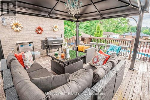 204 Simcoe Road, Bradford West Gwillimbury, ON - Outdoor With Deck Patio Veranda With Exterior