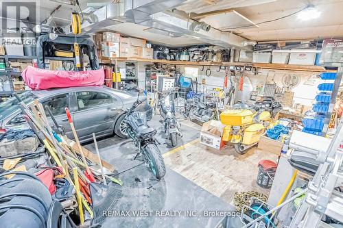 204 Simcoe Road, Bradford West Gwillimbury, ON - Indoor Photo Showing Garage