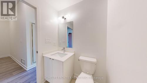 111 - 1440 Clarriage Court, Milton, ON - Indoor Photo Showing Bathroom