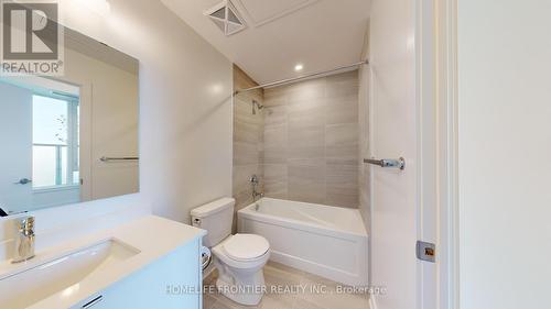 111 - 1440 Clarriage Court, Milton, ON - Indoor Photo Showing Bathroom