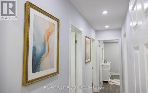 86 Blossom Crescent, Toronto, ON - Indoor Photo Showing Other Room