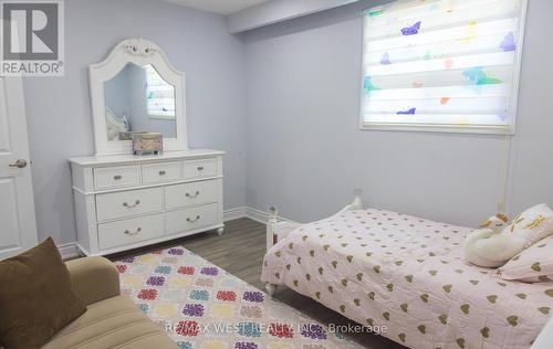 86 Blossom Crescent, Toronto, ON - Indoor Photo Showing Bedroom