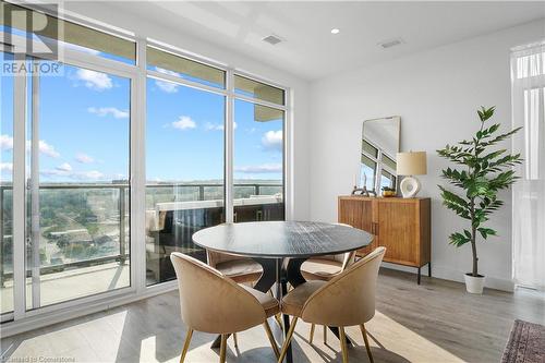 50 Grand Avenue S Unit# 1714, Cambridge, ON - Indoor Photo Showing Dining Room