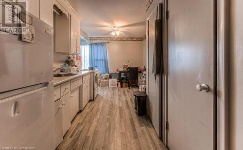 15 Floral Crescent, Kitchener, ON - Indoor Photo Showing Kitchen