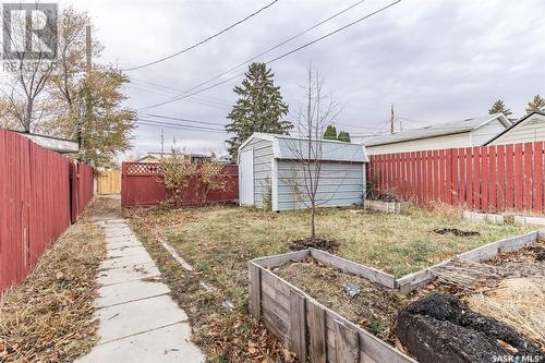 1513 7Th Avenue N, Saskatoon, SK - Outdoor