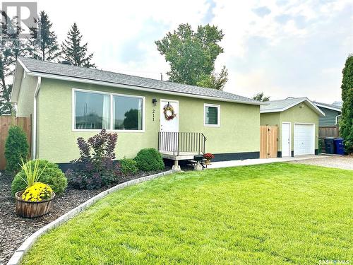 211 20Th Street, Battleford, SK - Outdoor