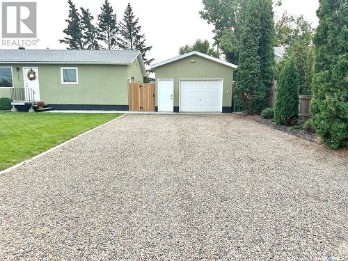 211 20Th Street, Battleford, SK - Outdoor