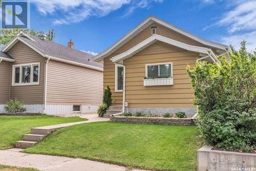 506 6Th Street, Saskatoon, SK - Outdoor