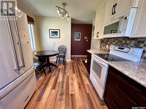 11216 Centennial Crescent, North Battleford, SK - Indoor Photo Showing Kitchen