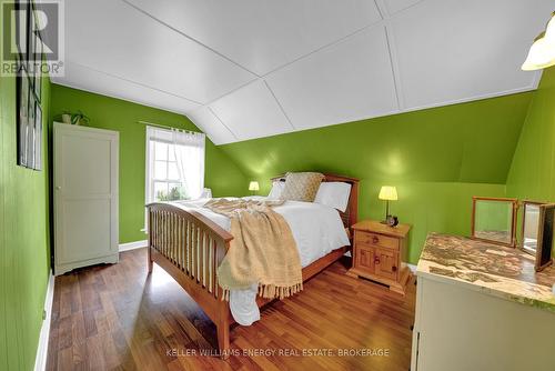 1727 County 14 Road, Prince Edward County (Sophiasburgh), ON - Indoor Photo Showing Bedroom