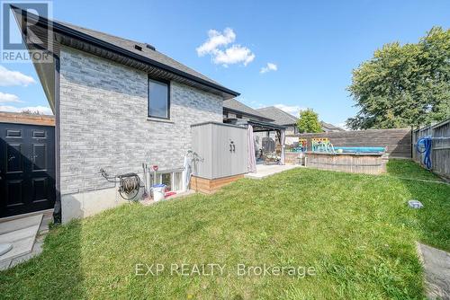 1456 Healy Lane, London, ON - Outdoor