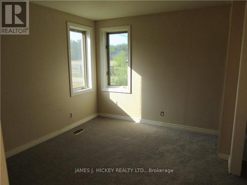 33016 Highway 17, Deep River, ON - Indoor Photo Showing Other Room