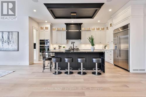 1372 Kenmuir Avenue, Mississauga (Mineola), ON - Indoor Photo Showing Kitchen With Upgraded Kitchen