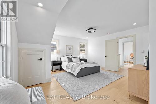 286 East 18Th Street, Hamilton (Inch Park), ON - Indoor Photo Showing Bedroom