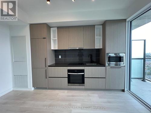 1607 - 1285 Dupont Street, Toronto (Dovercourt-Wallace Emerson-Junction), ON - Indoor Photo Showing Kitchen