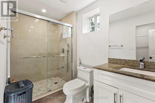 1230 Wood Place, Oakville (Bronte East), ON - Indoor Photo Showing Bathroom