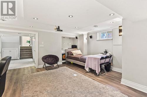 1230 Wood Place, Oakville, ON - Indoor Photo Showing Bedroom