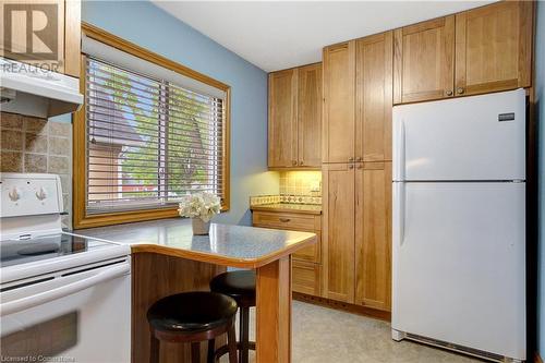 37 Floyd Street, Kitchener, ON - Indoor Photo Showing Kitchen