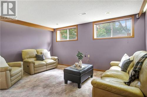 37 Floyd Street, Kitchener, ON - Indoor Photo Showing Living Room