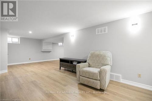 14 Lakeview Avenue, Grimsby, ON - Indoor Photo Showing Other Room