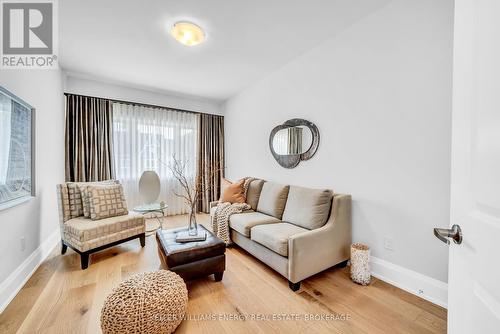 7 Twelve Trees Court, Prince Edward County (Wellington), ON - Indoor Photo Showing Living Room