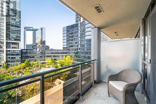 1011 - 23 Sheppard Avenue E, Toronto, ON - Outdoor With Exterior