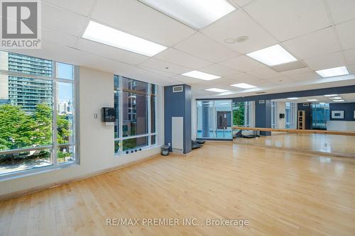 1011 - 23 Sheppard Avenue E, Toronto, ON - Indoor Photo Showing Other Room