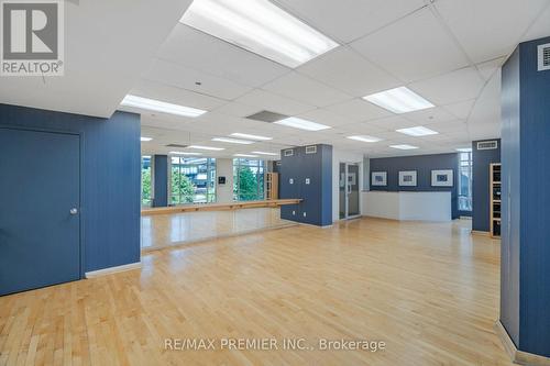 1011 - 23 Sheppard Avenue E, Toronto, ON - Indoor Photo Showing Other Room