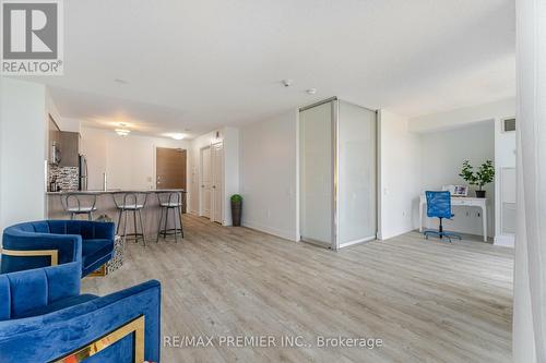 1011 - 23 Sheppard Avenue E, Toronto, ON - Indoor Photo Showing Other Room