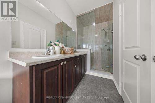 257 Coronation Road, Whitby, ON - Indoor Photo Showing Bathroom