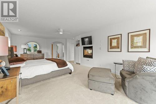 3044 Debeck Road, Naramata, BC - Indoor Photo Showing Bedroom