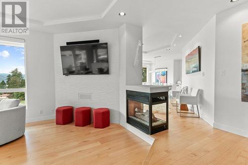 3044 Debeck Road, Naramata, BC - Indoor Photo Showing Living Room With Fireplace