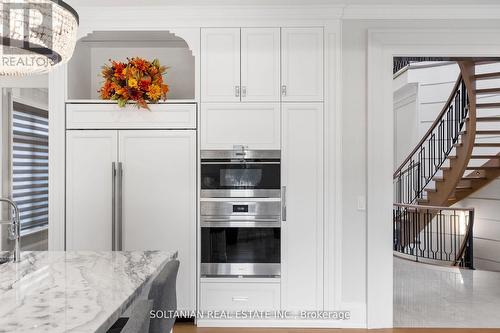 319 Betty Ann Drive, Toronto (Willowdale West), ON - Indoor Photo Showing Kitchen