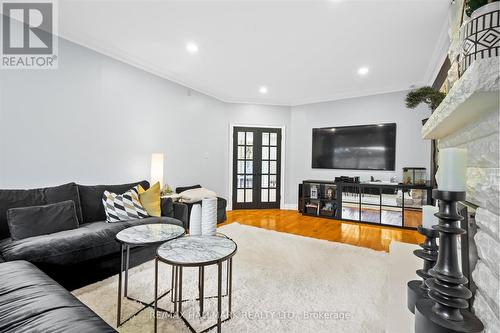 140 Bathgate Drive, Toronto (Centennial Scarborough), ON - Indoor Photo Showing Living Room