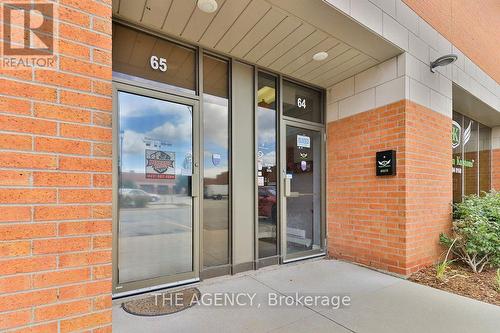 3176 Ridgeway Drive, Mississauga (Western Business Park), ON 