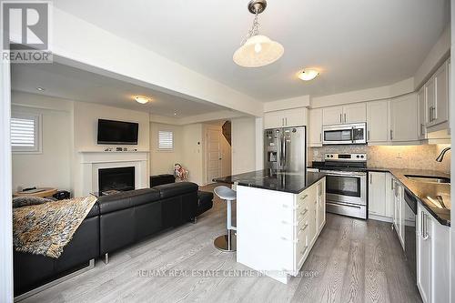 306 Gillett Point N, Milton (Ford), ON - Indoor Photo Showing Kitchen With Stainless Steel Kitchen With Upgraded Kitchen