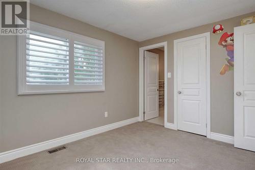 50 Bechtel Street, Cambridge, ON - Indoor Photo Showing Other Room