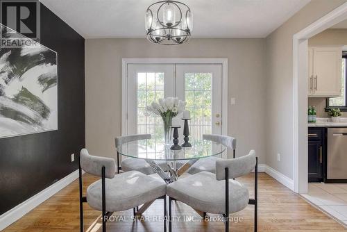 50 Bechtel Street, Cambridge, ON - Indoor Photo Showing Dining Room